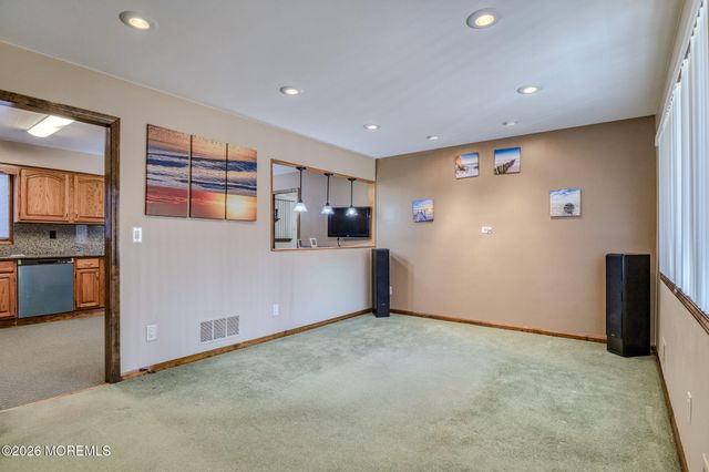 563 Indiero Road, Jackson, NJ 08527