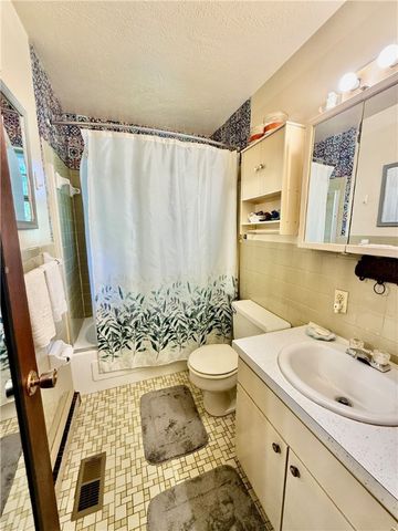 29 Gillingham Drive, Bella Vista, AR 72715