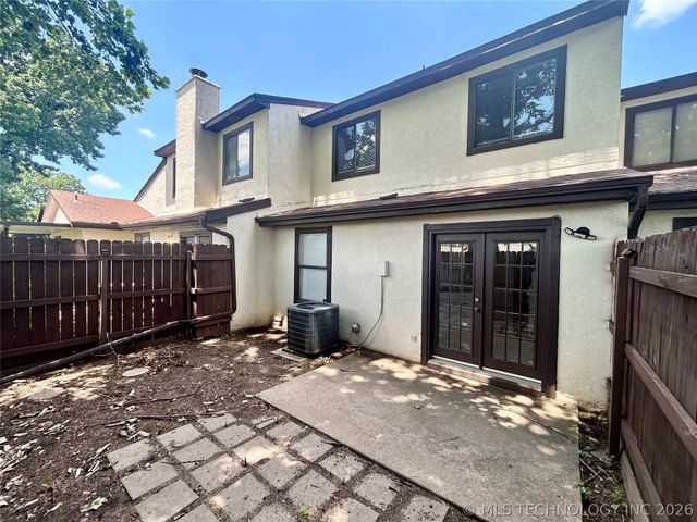 13236 E 30th Place C, Tulsa, OK 74134