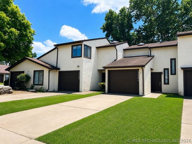 13236 E 30th Place C, Tulsa, OK 74134