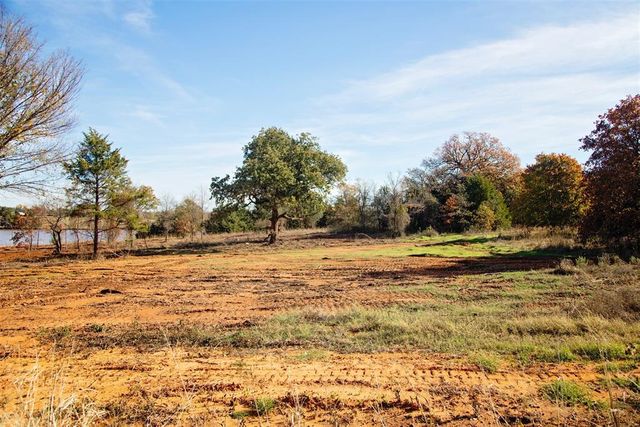 7301 Old Oak Trail, Guthrie, OK 73044