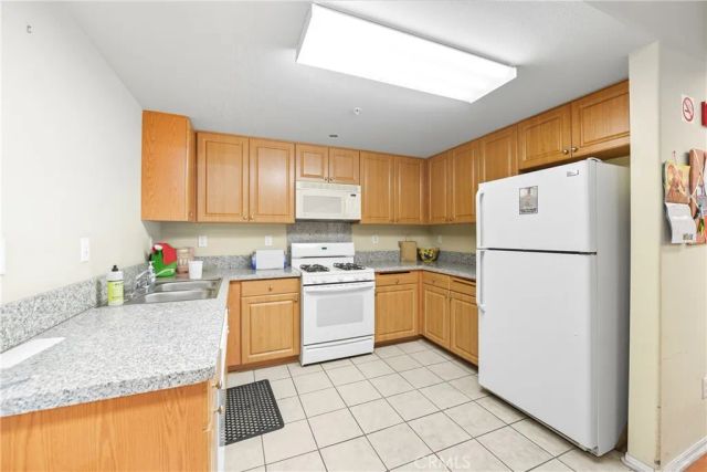 200 N 5th 101, Alhambra, CA 91801