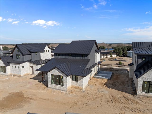 375 Emma Jean Trail, Iredell, TX 76649