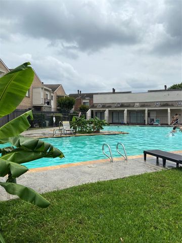 10130 Waterstone Drive, Houston, TX 77042