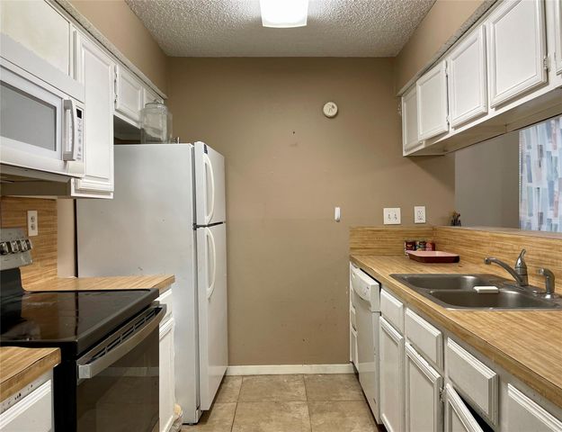 10130 Waterstone Drive, Houston, TX 77042