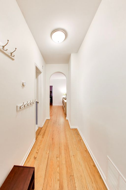 4112 W George Street 1W, Chicago, IL 60641 — photo 2