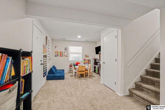 3009 Coffey Avenue, Bellevue, NE 68123