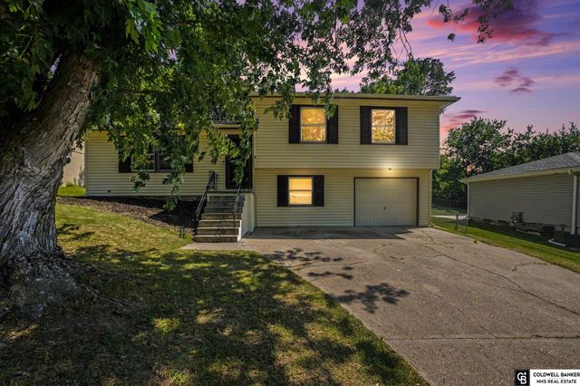 3009 Coffey Avenue, Bellevue, NE 68123