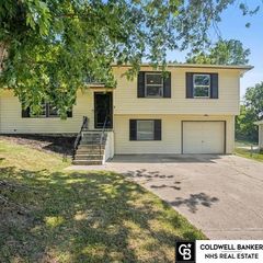 3009 Coffey Avenue, Bellevue, NE 68123