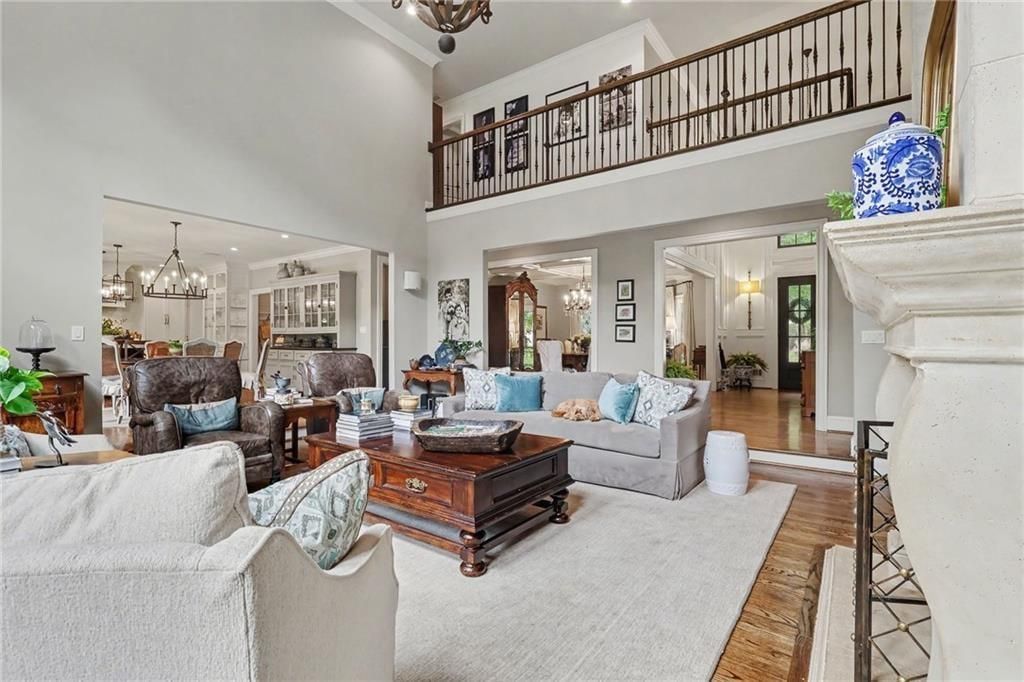 Image 25 of property listing at 2375 Massey Lane, Decatur, GA 30033