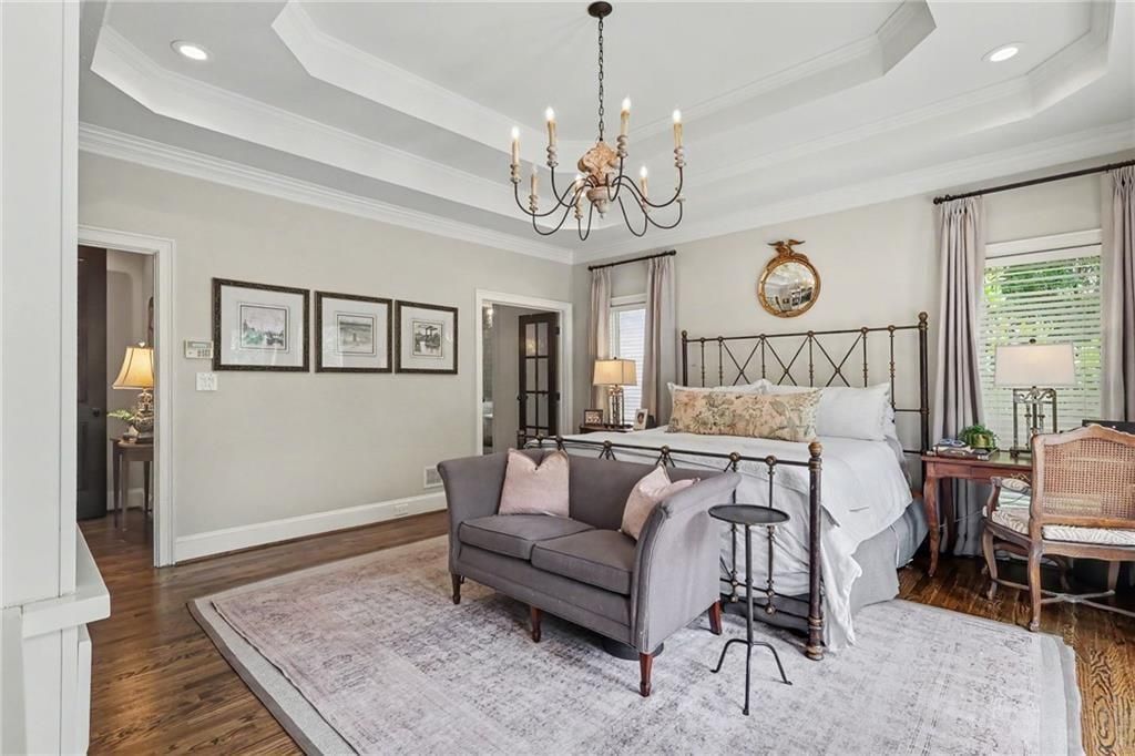 Image 30 of property listing at 2375 Massey Lane, Decatur, GA 30033