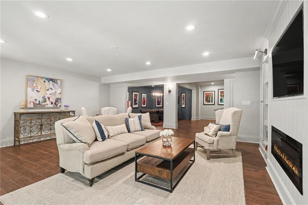 Image 61 of property listing at 2375 Massey Lane, Decatur, GA 30033