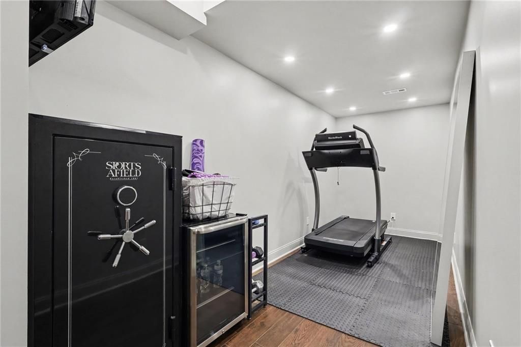 Image 73 of property listing at 2375 Massey Lane, Decatur, GA 30033