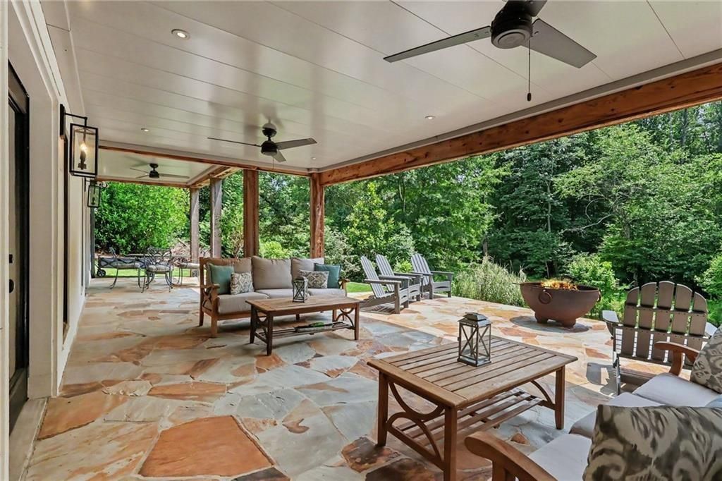 Image 81 of property listing at 2375 Massey Lane, Decatur, GA 30033