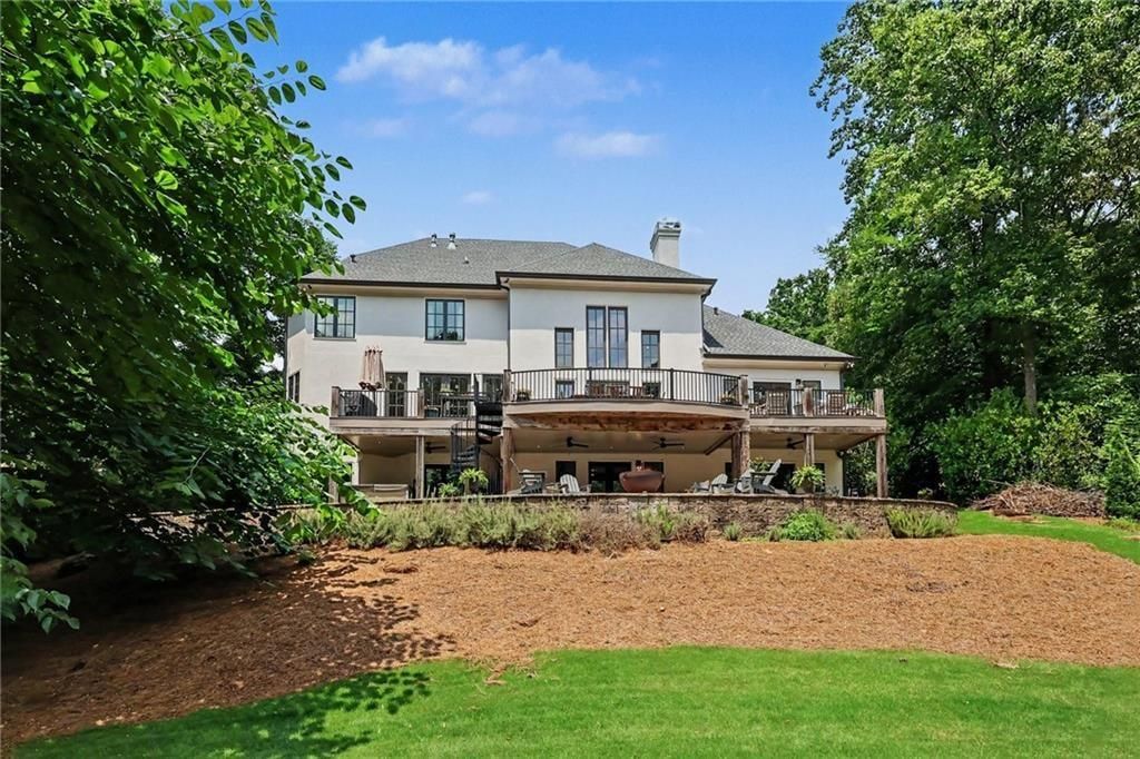Image 83 of property listing at 2375 Massey Lane, Decatur, GA 30033