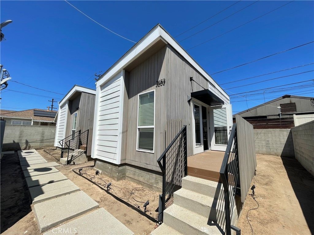 3653 W 58th Pl, Los Angeles, CA 90043