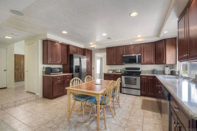 14404 Janal Way, San Diego, CA 92129