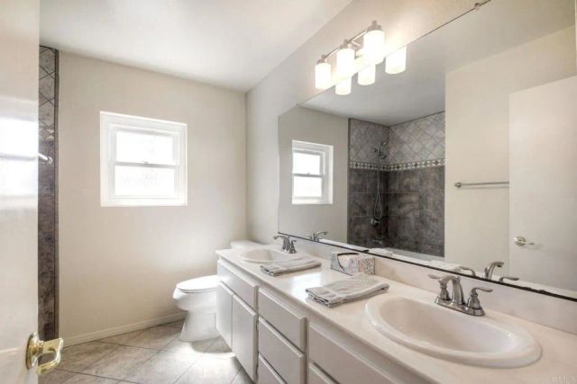 14404 Janal Way, San Diego, CA 92129