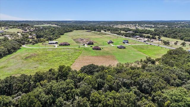1215 River Hills Road, Stephenville, TX 76401