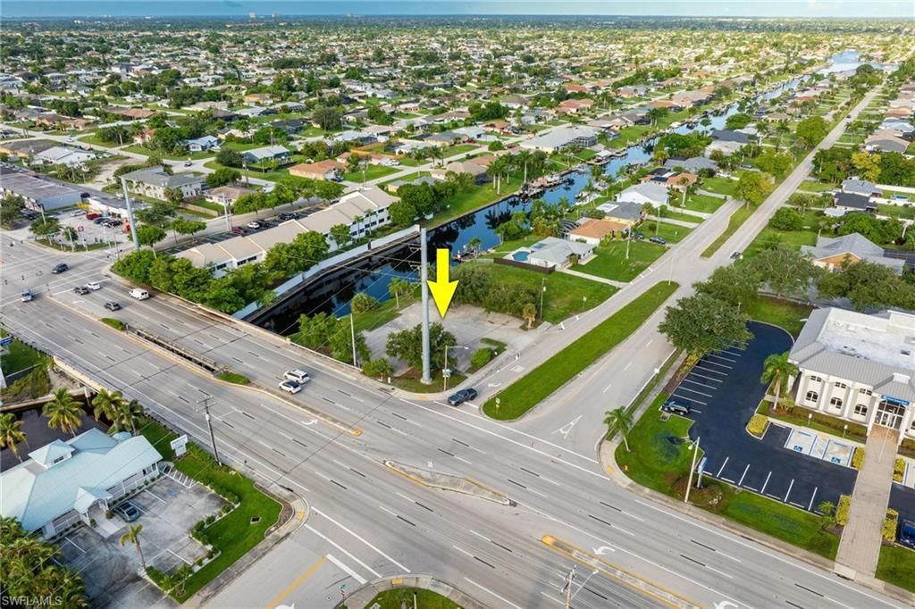Image 17 of property listing at 1532 Shelby PKWY, Cape Coral, FL 33904