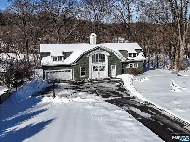 261 E Saddle River Road, Saddle River, NJ 07458