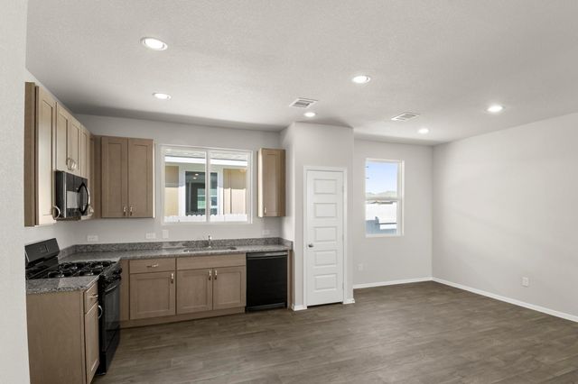 167 Daylily DR, Elgin, TX 78621