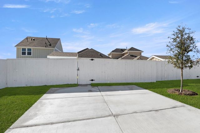 167 Daylily DR, Elgin, TX 78621