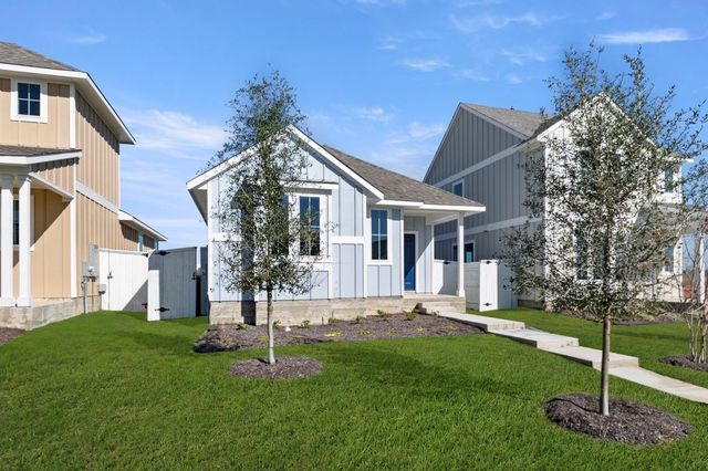 167 Daylily DR, Elgin, TX 78621