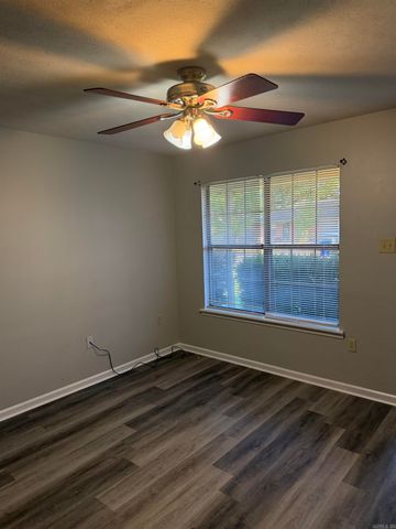 3970 Cirrus Drive, Conway, AR 72034