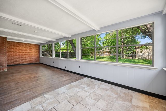 5816 Sandra Drive, Fort Worth, TX 76133