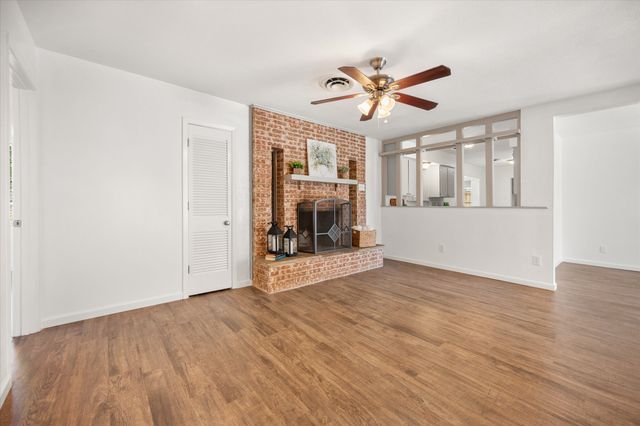 5816 Sandra Drive, Fort Worth, TX 76133