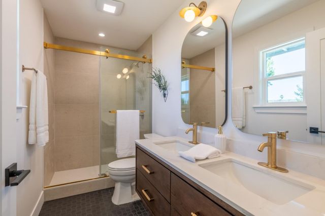 459 English Avenue, Monterey, CA 93940