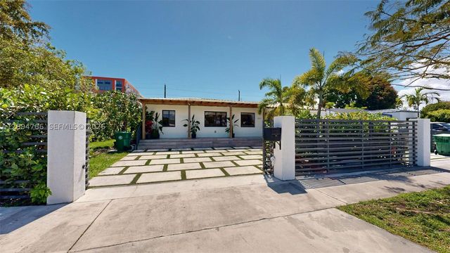 3800 NW 12th St, Miami, FL 33126