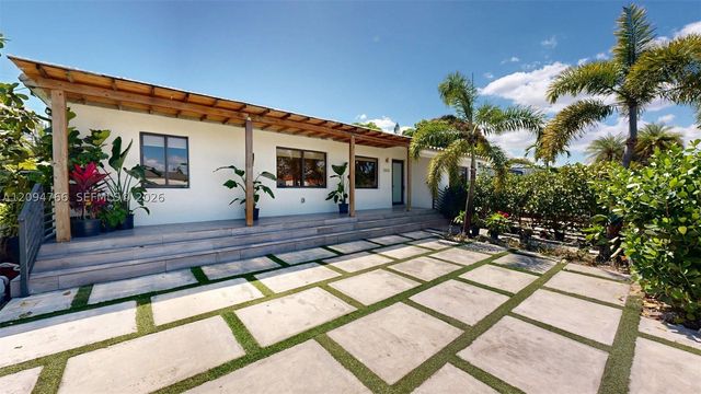 3800 NW 12th St, Miami, FL 33126
