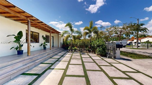 3800 NW 12th St, Miami, FL 33126