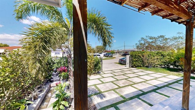 3800 NW 12th St, Miami, FL 33126