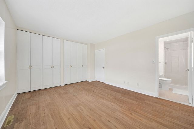 198 Lake Shore Road 2, Boston, MA 02135
