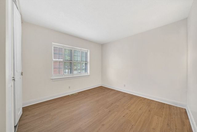 198 Lake Shore Road 2, Boston, MA 02135