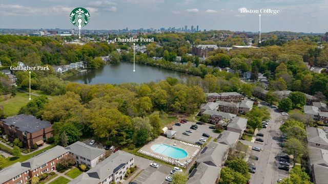 198 Lake Shore Road 2, Boston, MA 02135