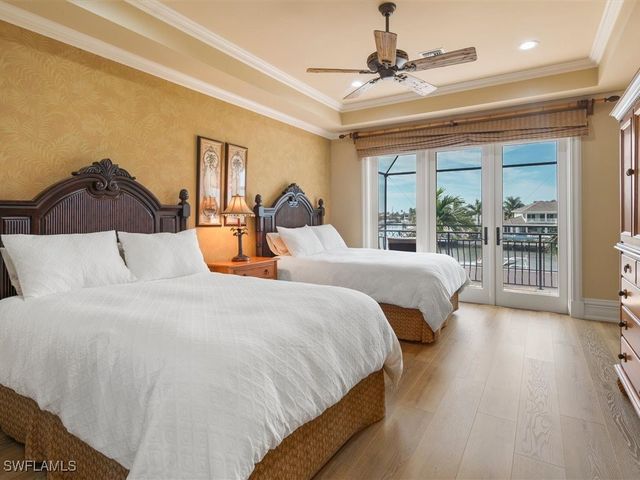 689 Rockport CT, Marco Island, FL 34145