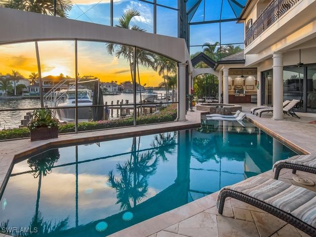 689 Rockport CT, Marco Island, FL 34145