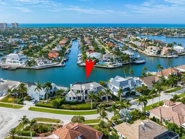 689 Rockport CT, Marco Island, FL 34145