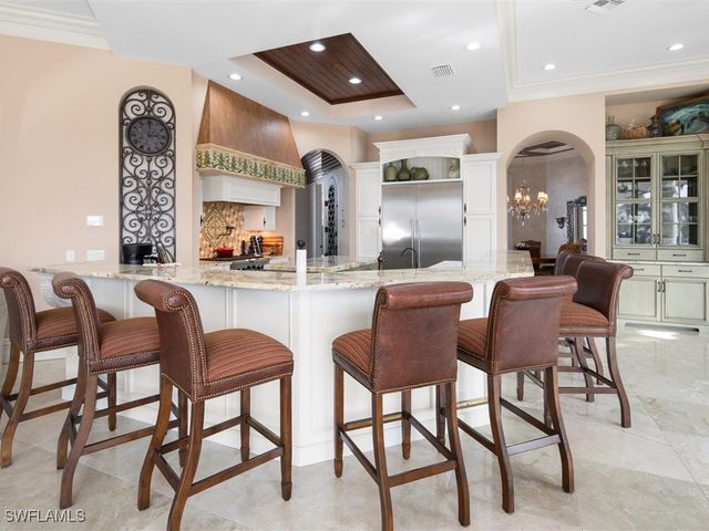 689 Rockport CT, Marco Island, FL 34145