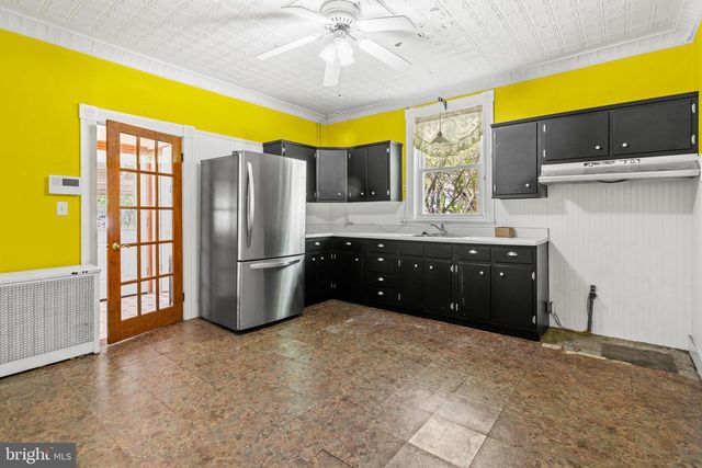 4310 BIDDISON LN, Baltimore, MD 21206
