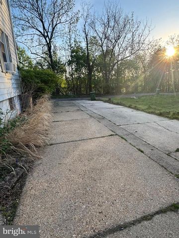 4310 BIDDISON LN, Baltimore, MD 21206