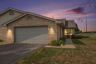 4840 W 92nd Avenue, Crown Point, IN 46307