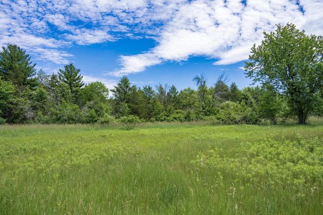 N5194 County Road HH, Mauston, WI 53948