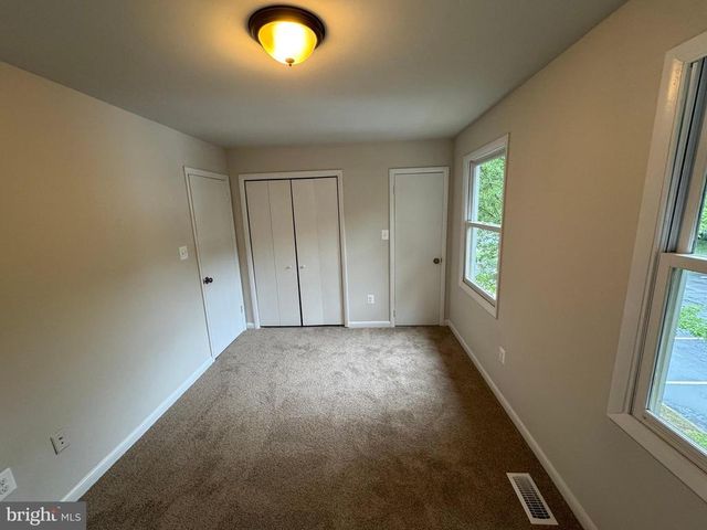 5140 REDBUD RD, Fredericksburg, VA 22407