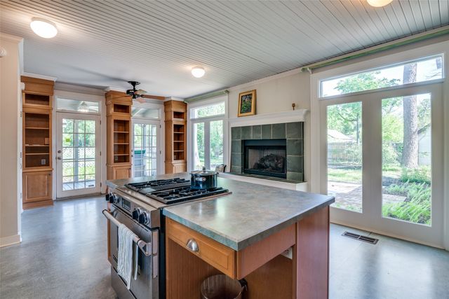 401 Pacific Avenue, Terrell, TX 75160