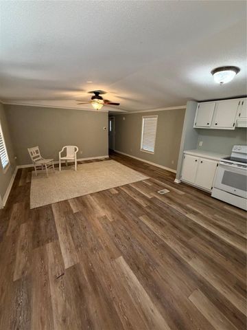 9651 Warm Spring, Willis, TX 77318